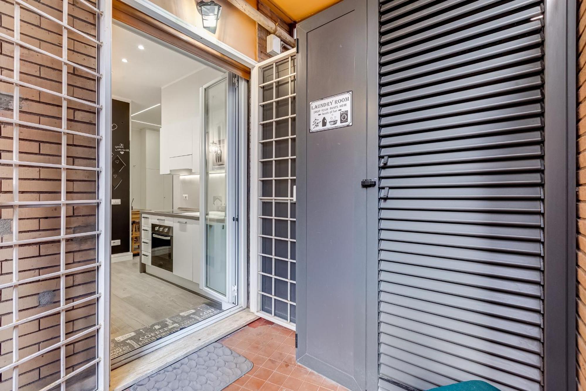 Trastevere-Royal Orchid Apartment Rome Bagian luar foto